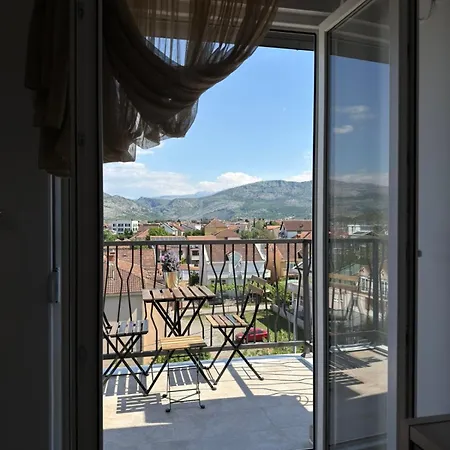 Nadja Apartament