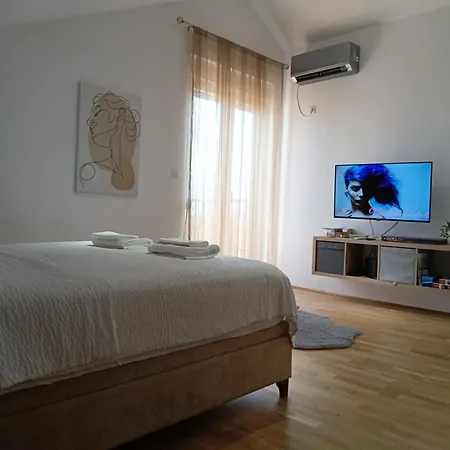 Nadja * Podgorica